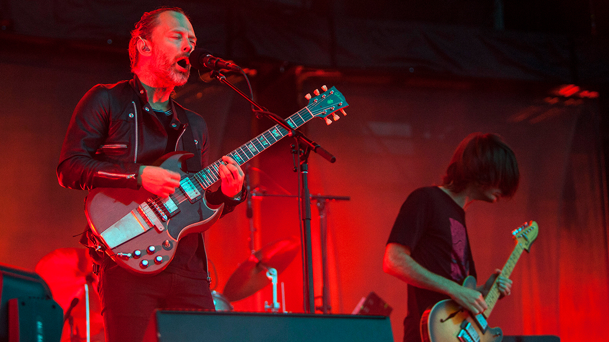  Thom Yorke and Jonny Greenwood of Radiohead perform during 2016 Lollapalooza Day Two at Grant Park on July 29, 2016 in Chicago, Illinois