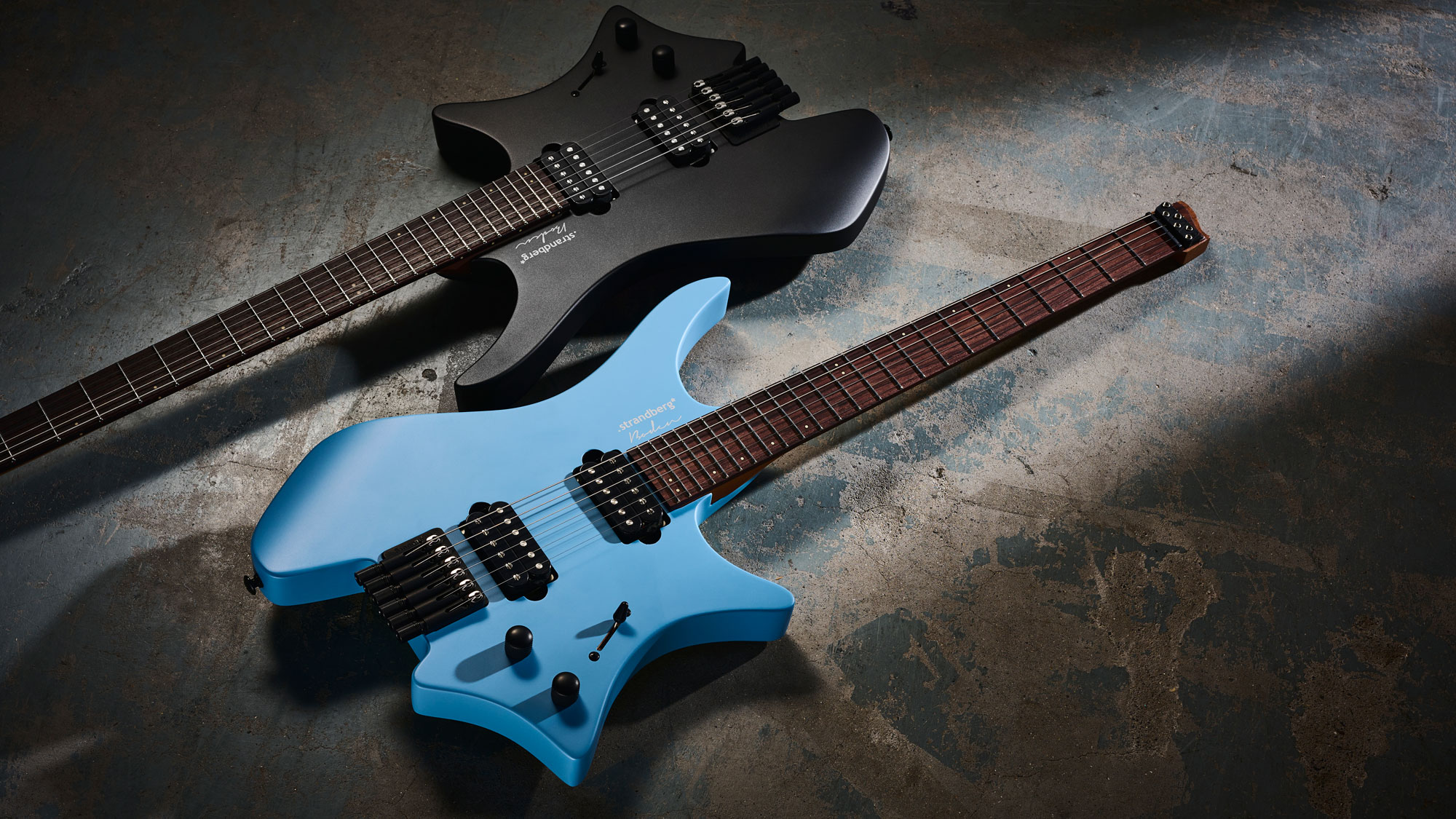 Strandberg Boden Essential on a concrete floor